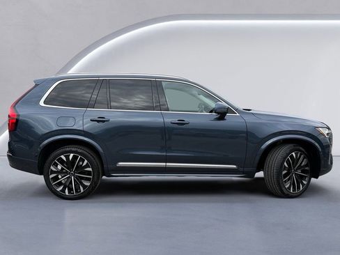 New 2026 Volvo XC90 B6 Ultra image 3