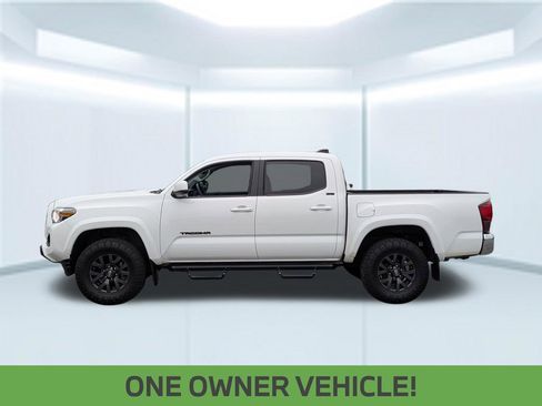 Used 2023 Toyota Tacoma SR5 RWD image 2