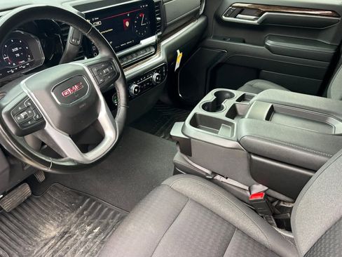 Used 2023 GMC Sierra 1500 Elevation image 12