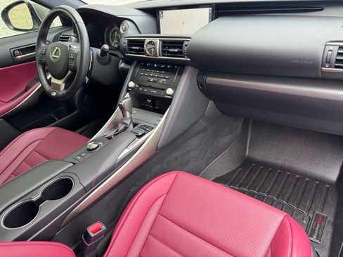 Used 2018 Lexus IS 350 F Sport image 19