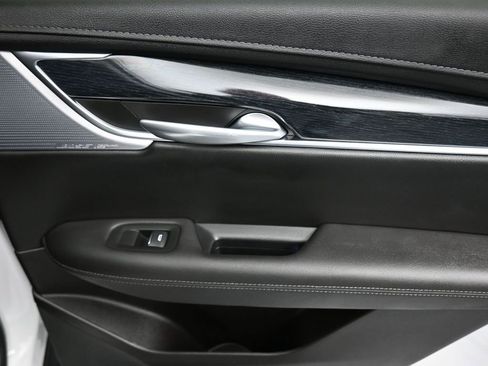 Used 2024 Cadillac XT5 Premium Luxury image 35