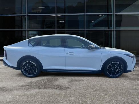 New 2026 Kia K4 GT-Line image 4