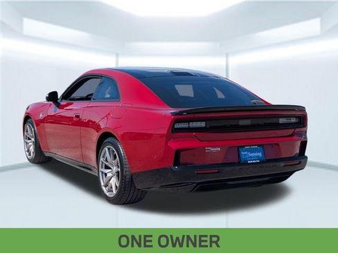 Used 2024 Dodge Charger Daytona Scat Pack w/ Plus Group AWD/4WD image 3