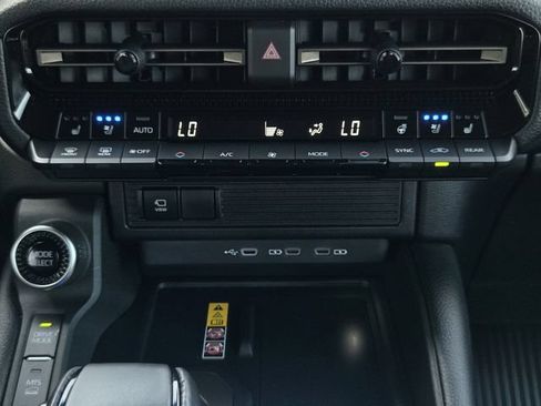 Certified 2026 Toyota Land Cruiser w/ Premium Package AWD/4WD image 17