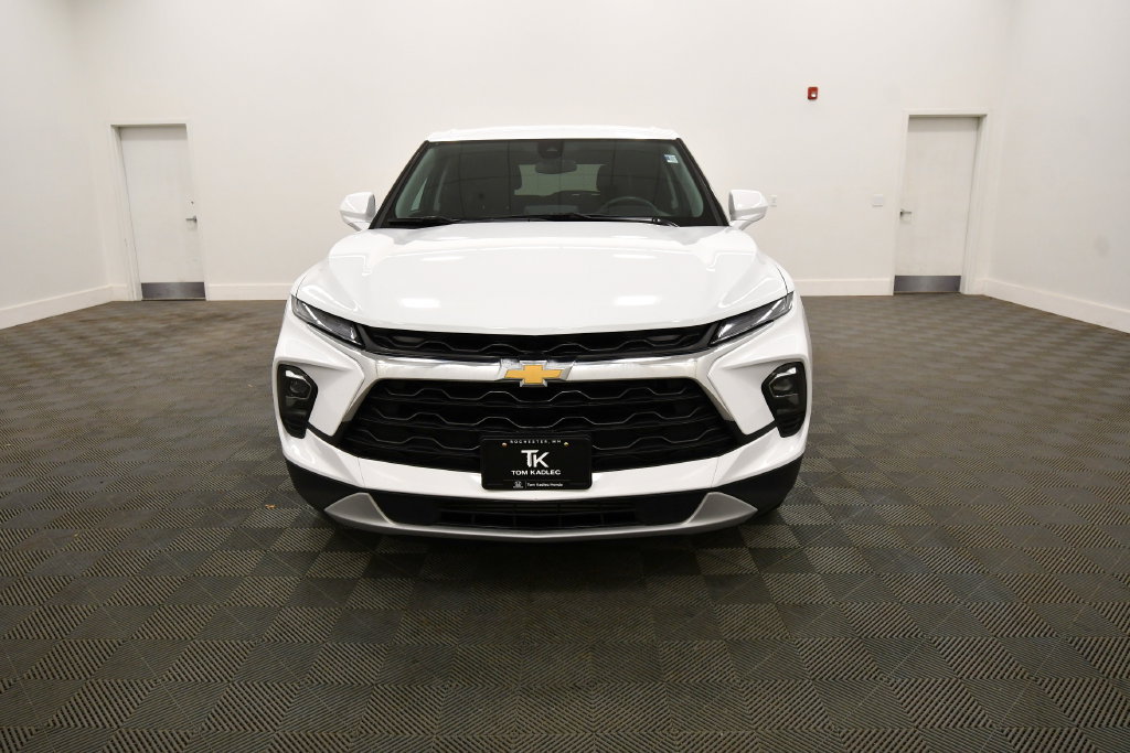 Used 2025 Chevrolet Blazer LT AWD/4WD image 11
