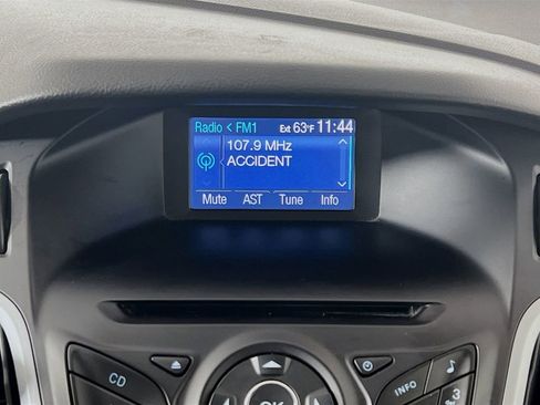 Used 2012 Ford Focus SE image 13