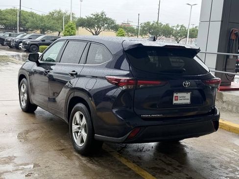 Certified 2025 Toyota Highlander LE image 5