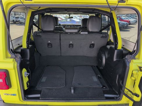 Used 2023 Jeep Wrangler Sahara w/ Cold Weather Group image 27