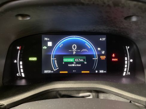 Used 2025 Toyota Camry LE FWD image 18