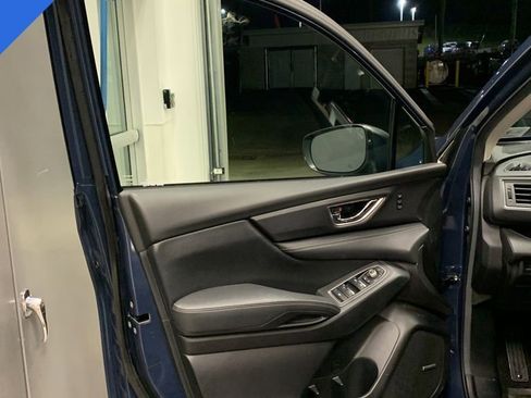 Certified 2024 Subaru Ascent Limited w/ Technology Package image 3