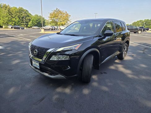 Used 2023 Nissan Rogue SV AWD/4WD image 4