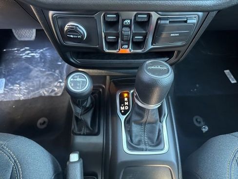 New 2026 Jeep Gladiator Sport image 16