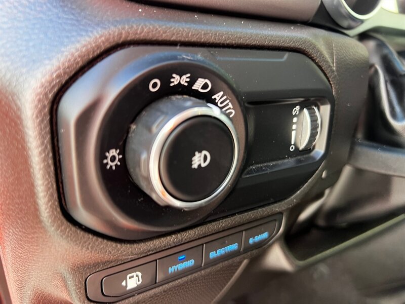 Used 2023 Jeep Wrangler Unlimited w/ Cold Weather Group AWD/4WD image 25