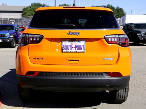 New 2026 Jeep Compass Latitude image 6