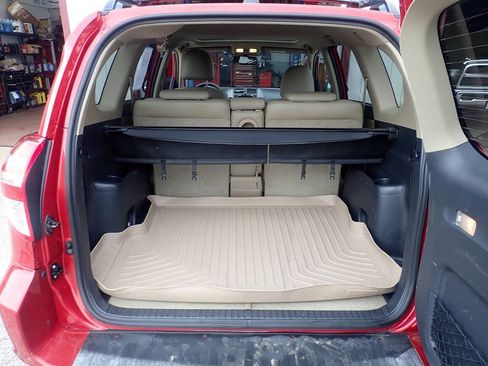 Used 2010 Toyota RAV4 Limited w/ Limited Extra Value Pkg AWD/4WD image 18