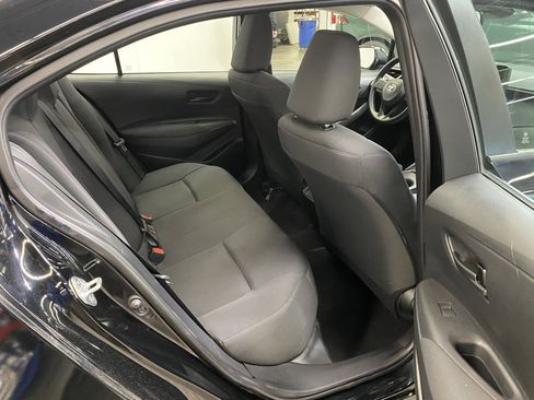 Used 2024 Toyota Corolla LE image 12