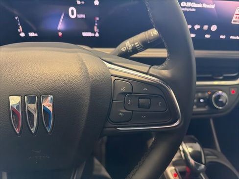 Certified 2024 Buick Envista Preferred w/ Convenience I Package image 23