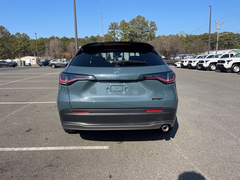 Certified 2025 Honda HR-V Sport image 10