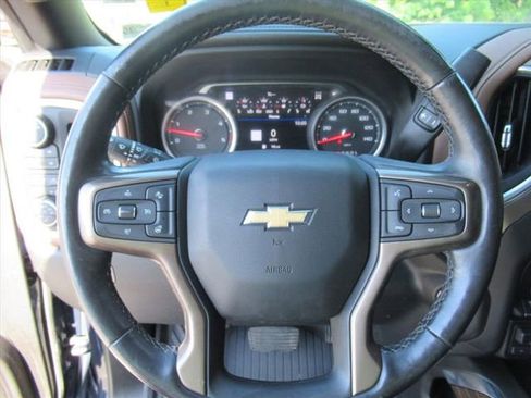 Used 2022 Chevrolet Silverado 3500 High Country w/ Safety Package II AWD/4WD image 24