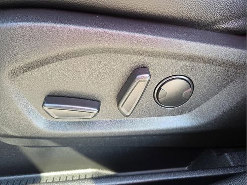 Certified 2022 Ford Edge SEL w/ Convenience Package image 15