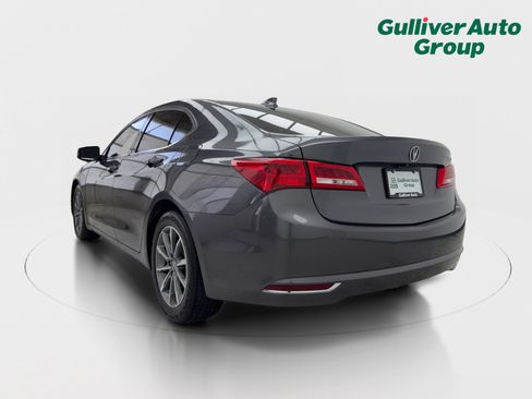 Used 2018 Acura TLX FWD image 5