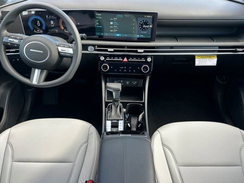 New 2026 Hyundai Santa Cruz SEL FWD image 9
