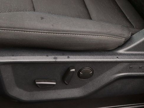 Used 2022 Ford F150 XLT w/ Equipment Group 302A High image 17