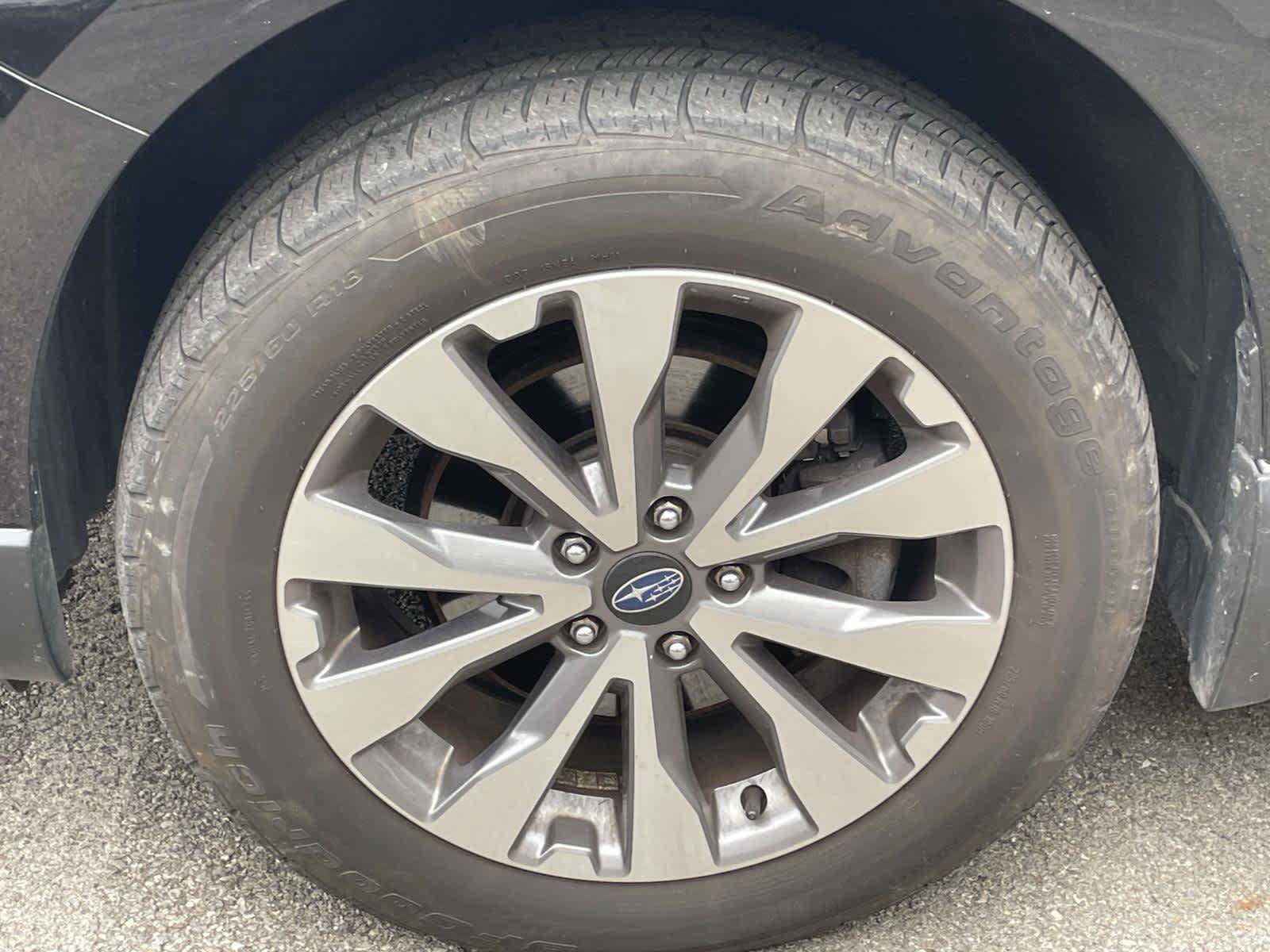 Used 2017 Subaru Outback 2.5i Touring w/ Popular Package #5A AWD/4WD image 11