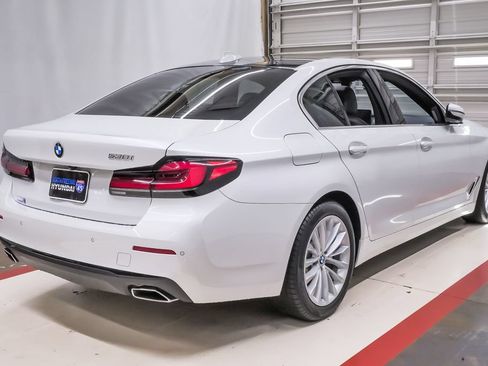 Used 2023 BMW 530i w/ Premium Package RWD image 6