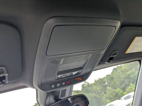 New 2026 Chevrolet Equinox LT FWD image 21
