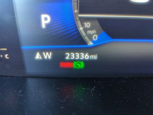 Used 2022 Volkswagen Taos SE w/ Panoramic Sunroof Package image 46