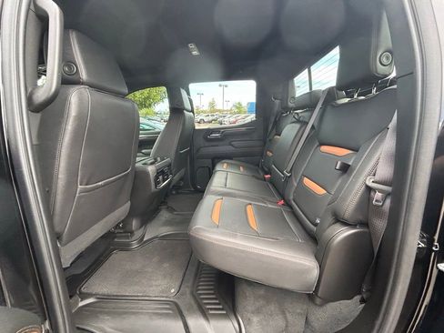 Used 2023 GMC Sierra 1500 AT4 w/ AT4 Premium Package AWD/4WD image 27