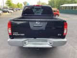 Used 2016 Nissan Frontier SV image 3
