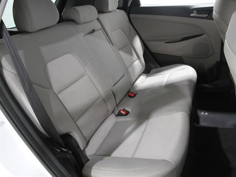 Used 2018 Hyundai Tucson Value image 16