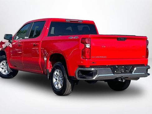 Used 2025 Chevrolet Silverado 1500 LT AWD/4WD image 5
