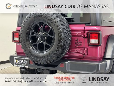 Used 2024 Jeep Wrangler Unlimited Sport AWD/4WD image 10
