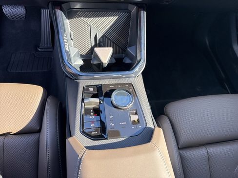 Used 2025 BMW X3 xDrive30i w/ Convenience Package image 14