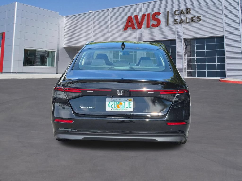 Used 2025 Honda Accord SE image 7