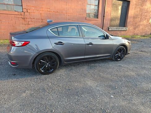 Used 2018 Acura ILX FWD image 3