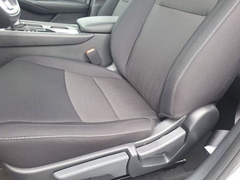 New 2025 Nissan Sentra SV image 10