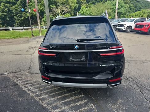 Used 2024 BMW X7 xDrive40i image 8