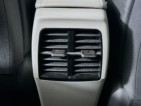 Used 2023 Kia Niro Wave FWD image 29