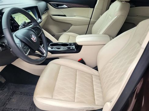 Used 2023 Buick Envision Avenir image 16