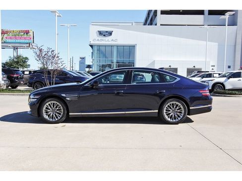 Used 2023 Genesis G80 2.5T image 3