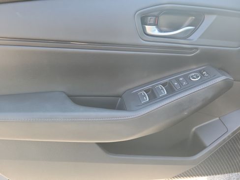 Used 2025 Honda Accord Sport image 18