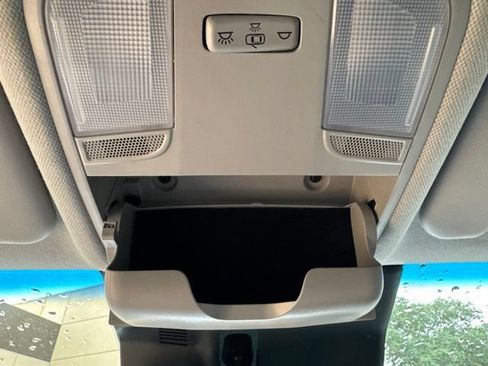 Used 2022 Hyundai Kona SE FWD image 28