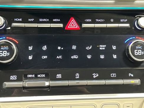 Used 2024 Hyundai Santa Fe Calligraphy AWD/4WD image 17
