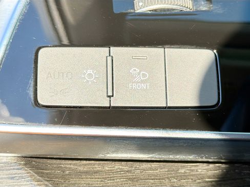 Used 2022 Audi Q7 Premium Plus w/ Premium Plus Package image 36