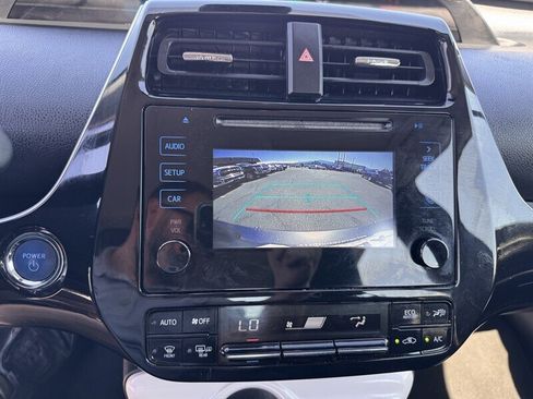 Used 2018 Toyota Prius Two w/ Prius Two Safety Plus Package FWD image 20
