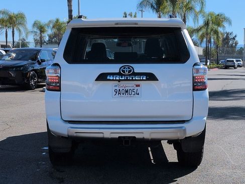 Used 2019 Toyota 4Runner TRD Off-Road Premium image 9
